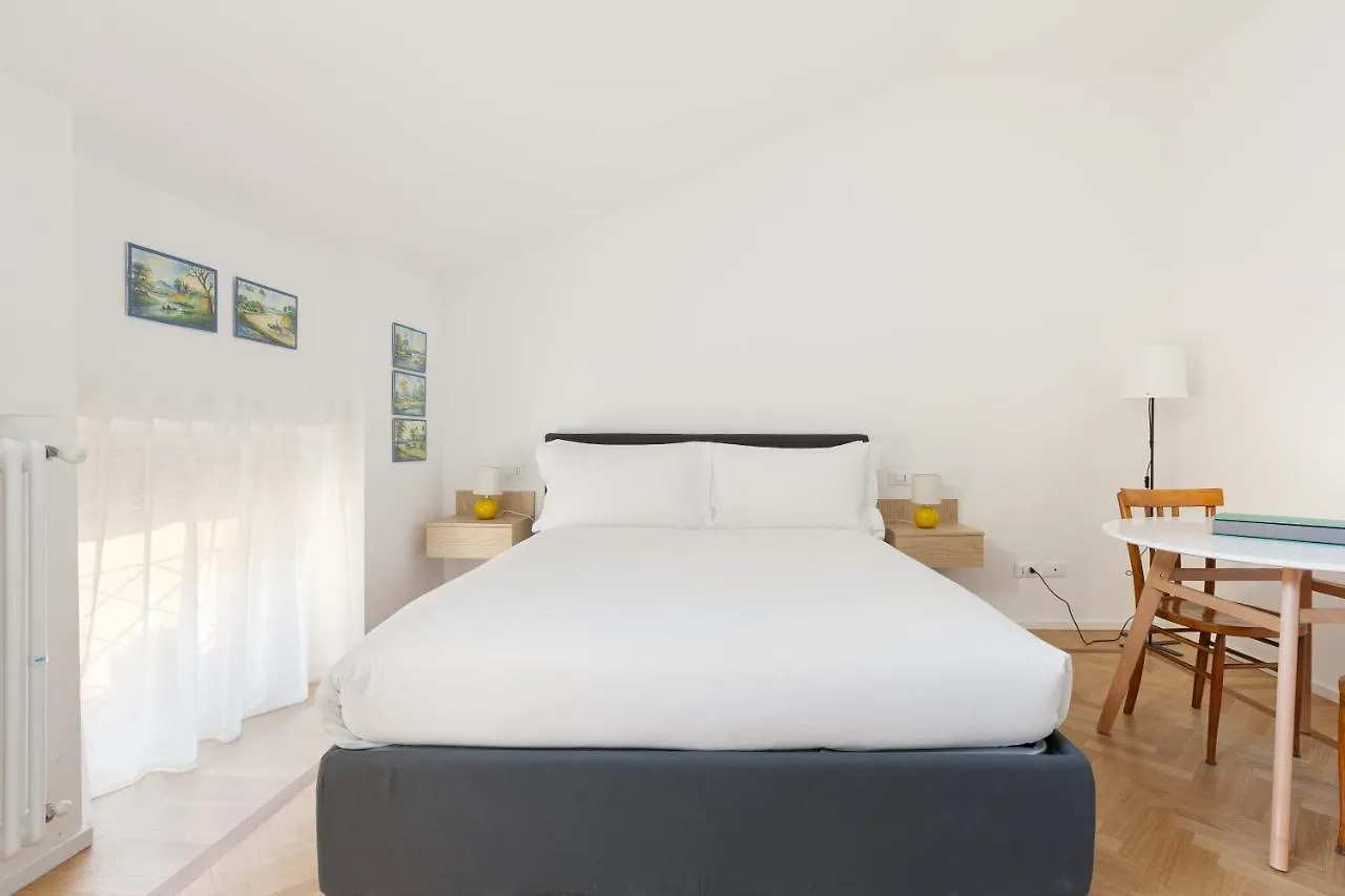 Guest house Spiga 46 Suites By Brera Apartments Milan